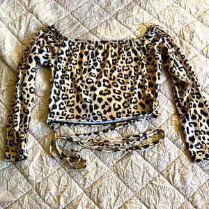 Cheetah print crop